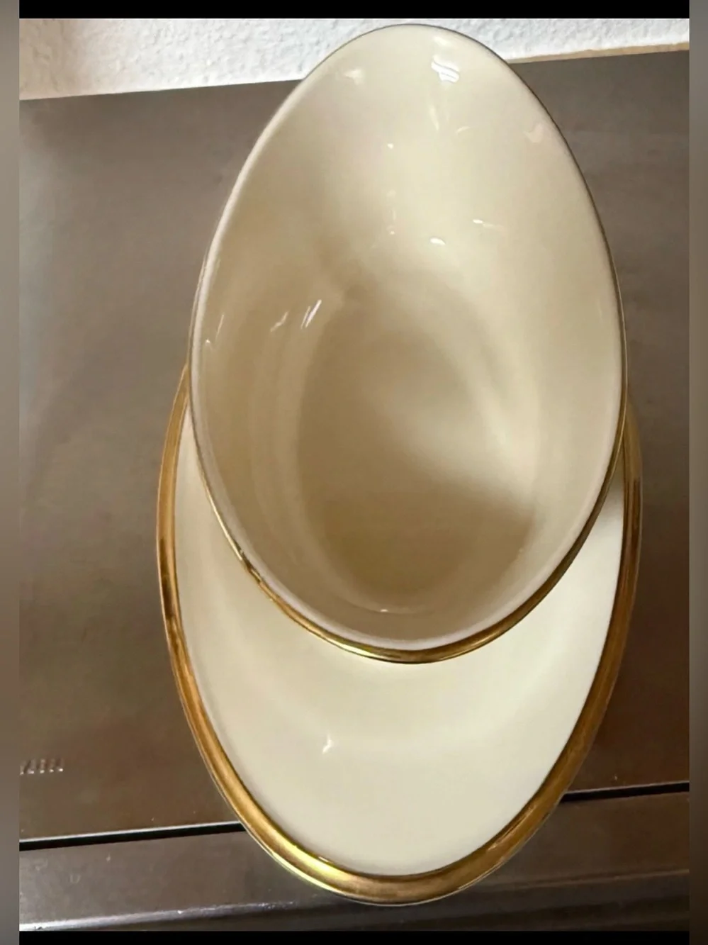 Lenox Cream Porcelain Gravy Boat with Gold Trim and Underplate
